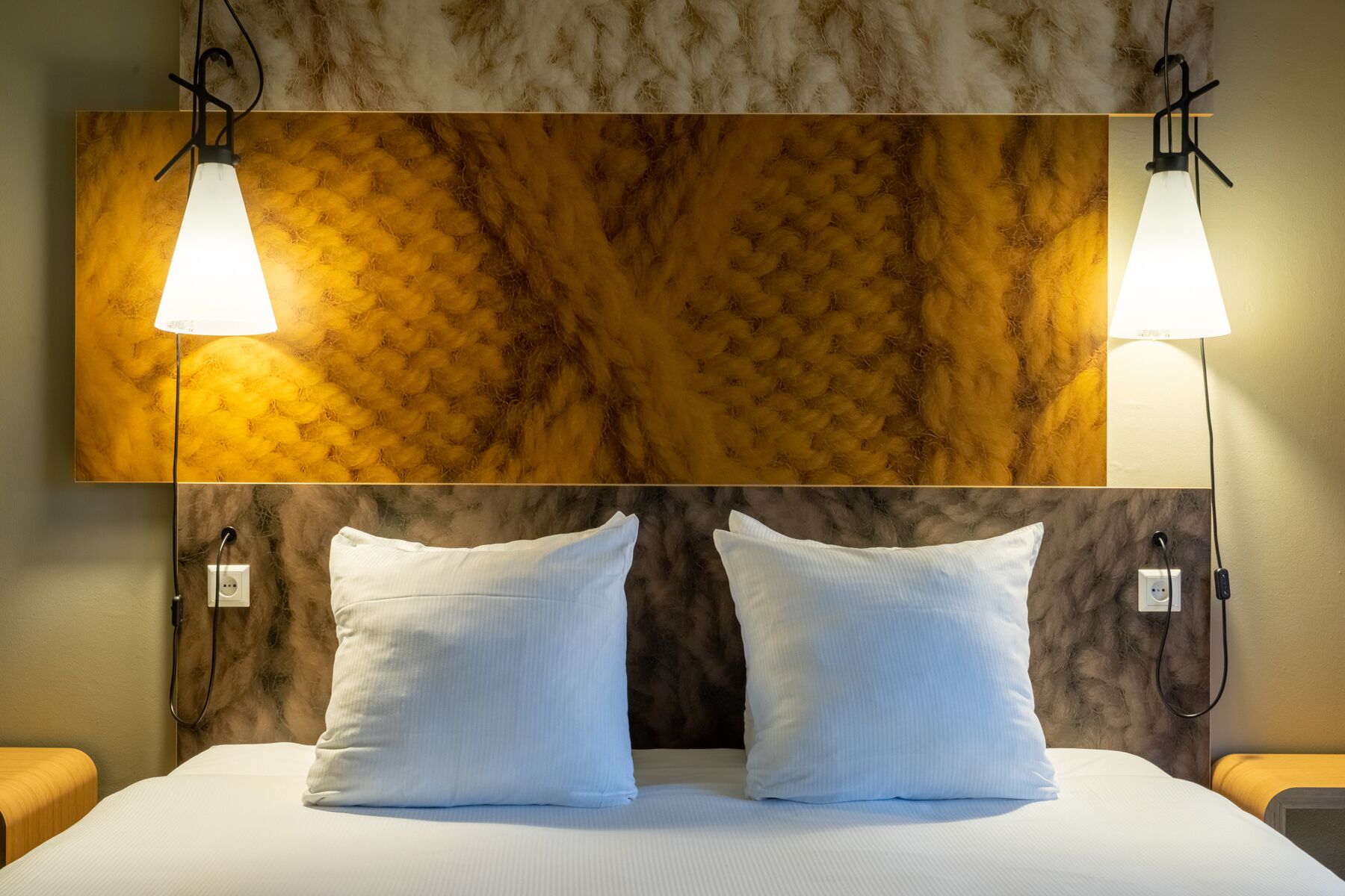 signature double room | in-room safe, individually decorated, individually furnished, desk