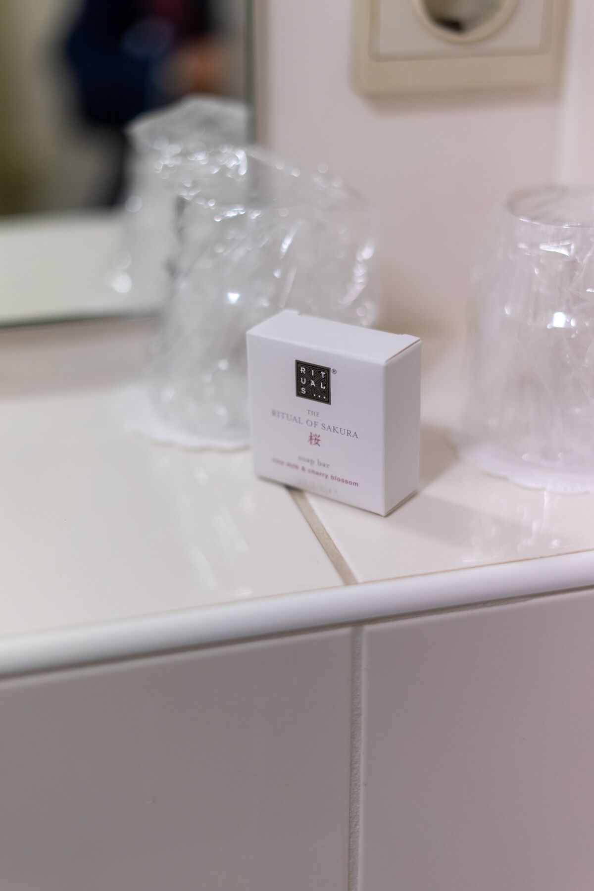 signature double room | bathroom | shower, free toiletries, hair dryer, towels