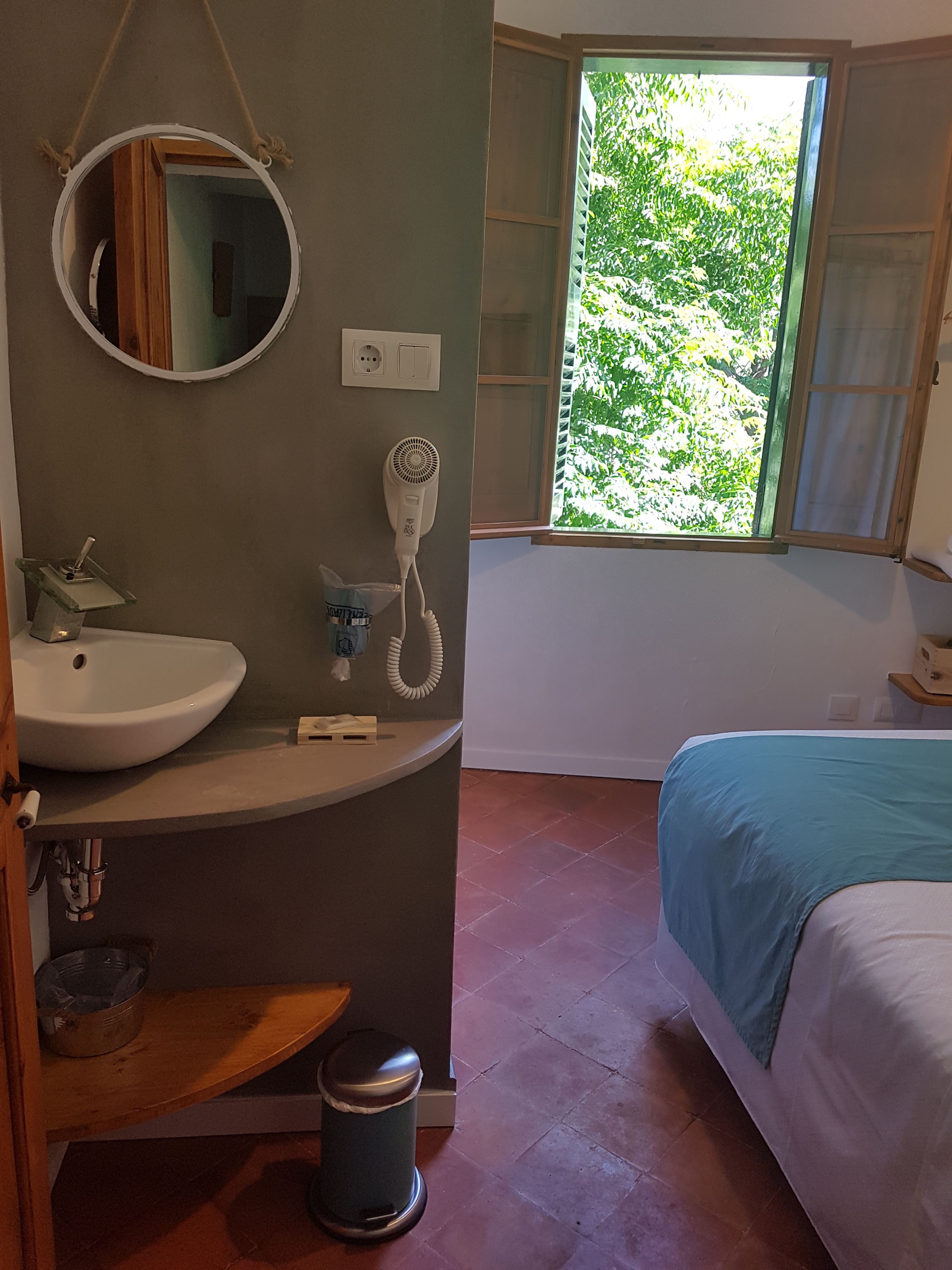 Kamar