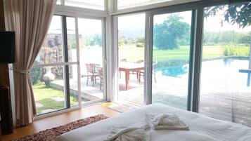 3 Bedrooms Pool Villa | Desk, blackout curtains, soundproofing, free WiFi