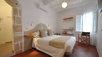 Standard-Doppelzimmer | Betten mit Memory-Foam-Matratzen, kostenloses WLAN, Bettwäsche