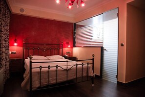 Deluxe Double Room | Iron/ironing board, free WiFi, bed sheets - Hotel Maroussi (Marousi)