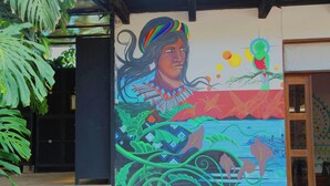 Front of property - Hostal Antigueño - Hostel (Antigua Guatemala)