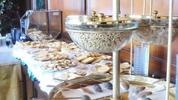 Petit déjeuner buffet compris tous les jours