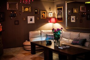 Sala de estar en el lobby