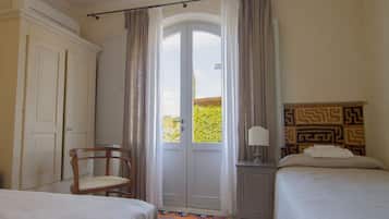Departamento, baño privado, vista al jardín (Blue/Arancio)