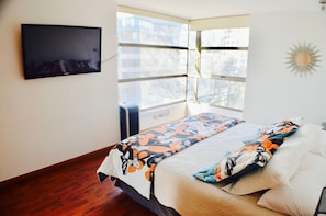 Appartamento Standard, 1 letto matrimoniale con divano letto, balcone | Una cassaforte in camera, ferro/asse da stiro