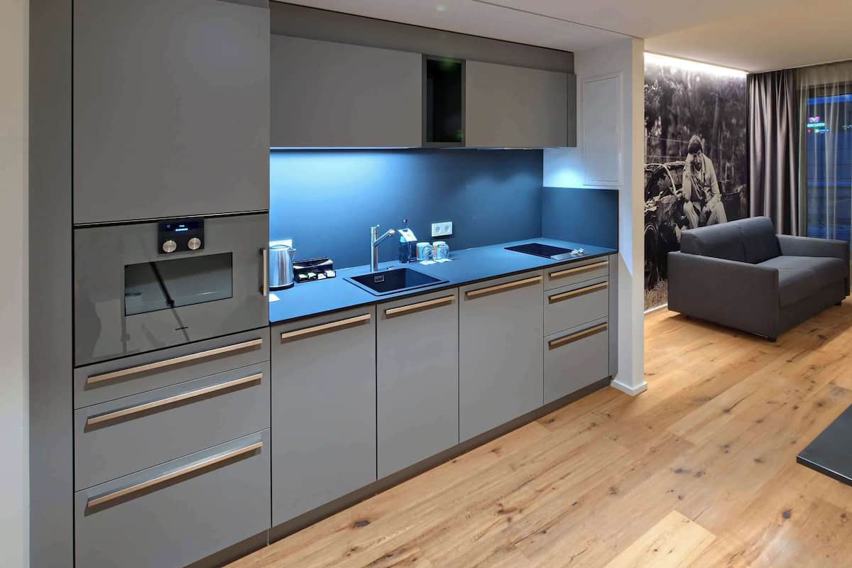 Junior Suite, 1 Double Bed, Kitchenette | Room amenity