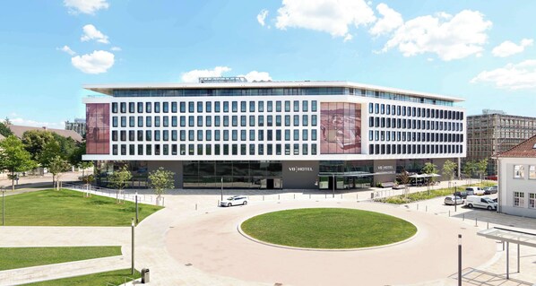 Exterior - V8 Hotel Motorworld Region Stuttgart, BW Premier Collection (Boeblingen)
