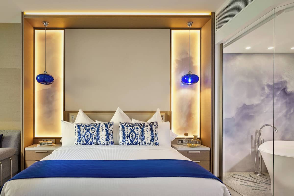 普通套房, 1 間臥室, 海景 (Balcony) | 高級寢具、迷你吧、房內夾萬、書桌