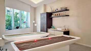 Sauna, vasca idromassaggio, bagno turco