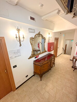 Interior - Hotel dell'Orto (Chiavari)