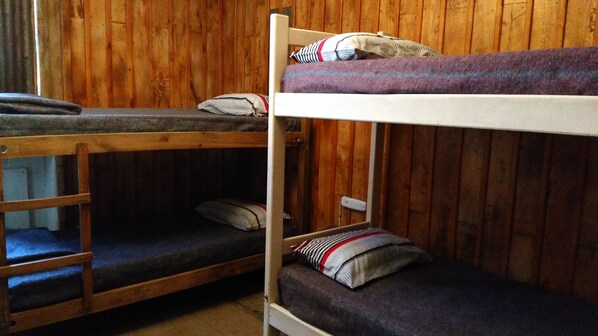 Family Room, Shared Bathroom - Portezuelo del Viento - Mountain Hostel (Las Cuevas)