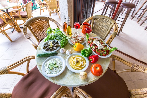 الطعام والشراب