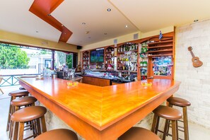 Food and drink - Litsa Studios (Hersonissos)