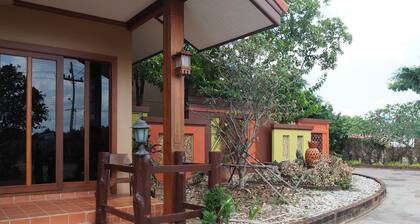 Maihom Resort 304
