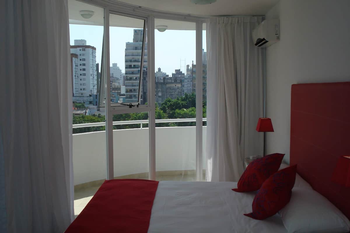 Loft Premium, 1 camera da letto | 1 camera, una cassaforte in camera, con stile personalizzato