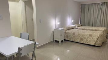 1 habitación y caja de seguridad en la habitación
