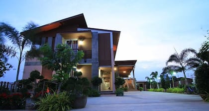 Nava Resort