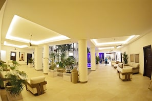 Lobby - Hotel Gran Balcón (Granada)