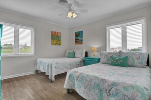 2 dormitorios, tabla de planchar con plancha, Internet y ropa de cama