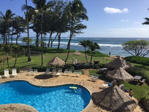 A heated pool - Islander #348, Oceanfront, Walk to Beach, AC, Top Floor, Free Wifi/Parking! (Kapaa)