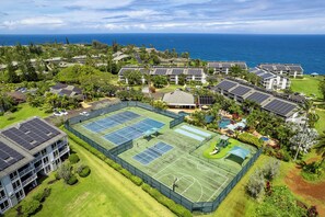 Sports court - Cliffs at Princeville #3201, Beautiful Ocean-Bluff Resort, Private Lanai (Princeville)
