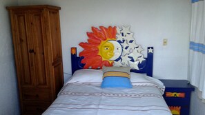 2 chambres, fer et planche Ă repasser, accĂšs Internet, draps fournis