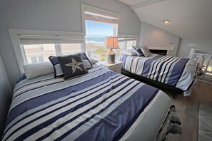 3 slaapkamers, een strijkplank/strijkijzer, internet, beddengoed