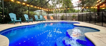 Peach Hideaway: Screenet, opvarmet pool og gruppevenlig layout (8 sovepladser)