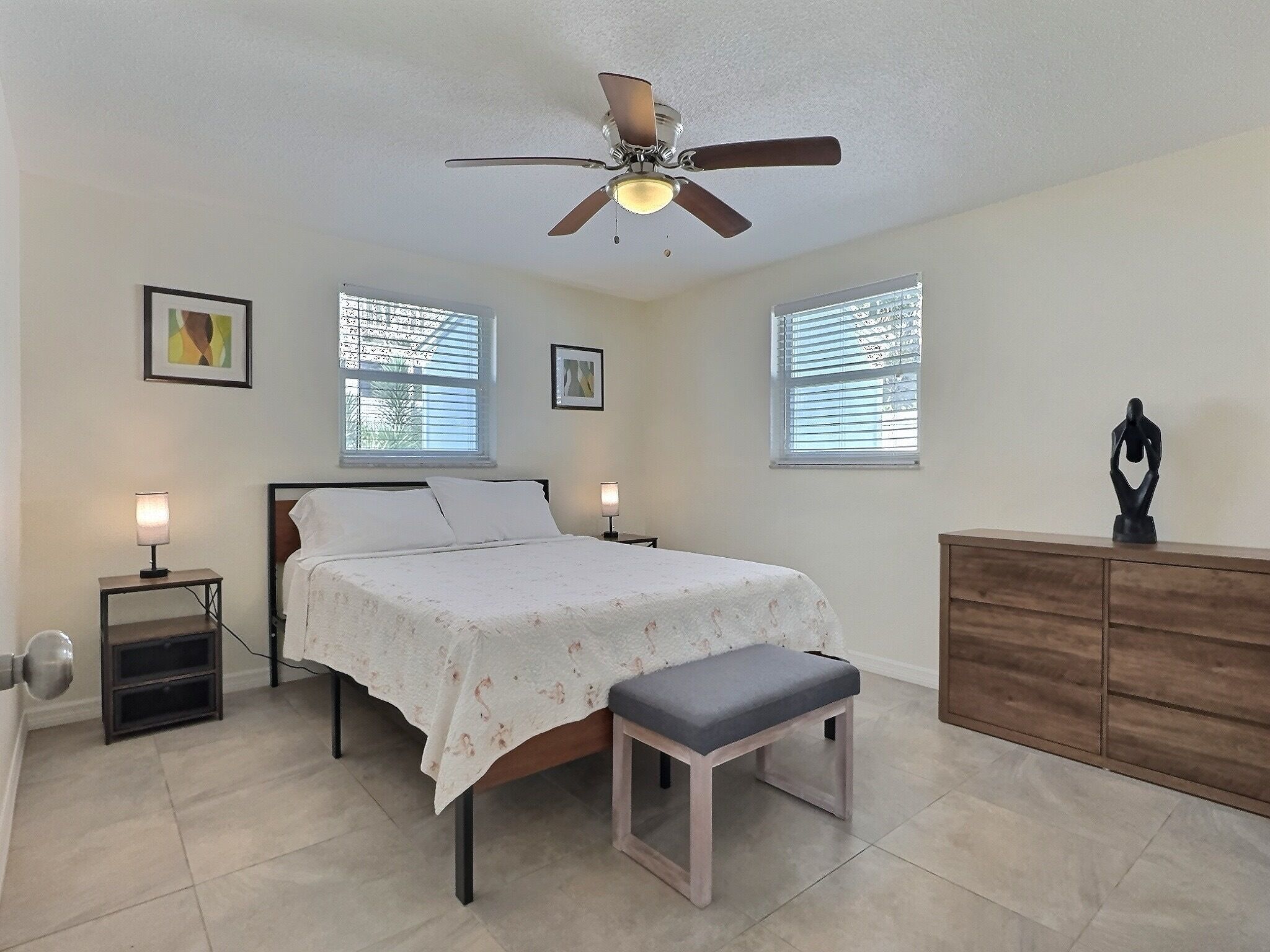 2 bedrooms, iron/ironing board, free WiFi, bed sheets