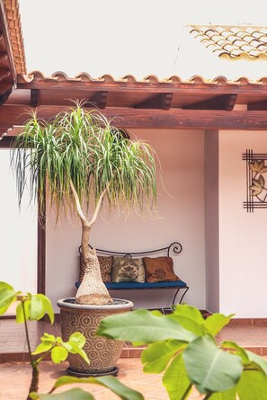 Terrace/patio - StayonBoard: Rustic villa with heated pool, view, patio, wifi, tv, ... (Lajares)