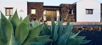  Rimanere a bordo: Villa rustica con piscina riscaldata, vista, terrazza, wifi, tv, ...