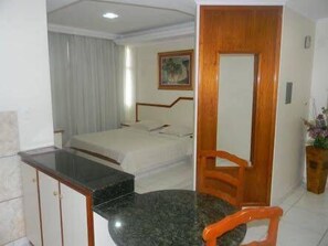 Deluxe Room | Living room | TV - Manaus Flat - Unique Flats (Manaus)