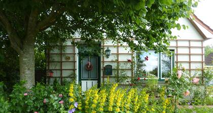 Garden idyll at the Wadden Sea National Park