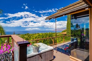 Outdoor spa tub - Paradise is calling, private home with views, pool, hot tub and privacy (Kihei)