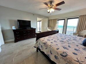 2 Schlafzimmer, Verdunkelungsvorhänge, Bügeleisen/Bügelbrett