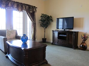 TV, DVD player