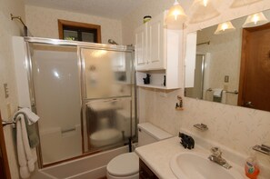 Shower, towels