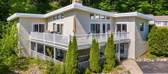 Charming Condo on the Bike Path, Minutes to Petoskey and Harbor Springs!