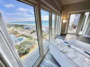 Interior - Outstanding Views of the beautiful Gulf & beach! 905BM (Miramar Beach)