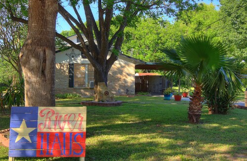 Guadalupe Riverfront, kajakkeja, paljon kansi tilaa! 2 km Comaliin!