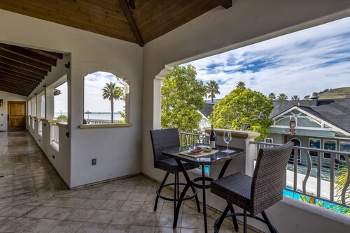 Upscale Living in Downtown Avila Beach
