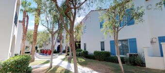 LV108 Downstairs ADA Compliant One Bedroom Legacy Villa Close to the Main Pool!