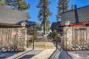 Enceinte de l’hébergement