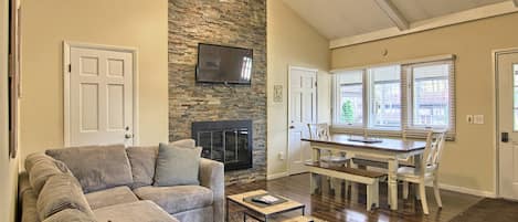 Flat-screen TV, fireplace