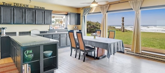 Watercolors - Cliffside oceanfront home with beautiful views