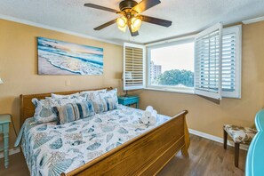 2 bedrooms, iron/ironing board, free WiFi, bed sheets - Great Views + Fun Activities! Sunset Condo – Islander 318 (Destin)