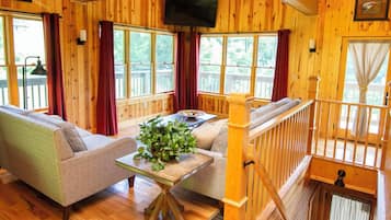 Smart TV, fireplace, DVD player