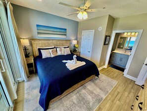 3 bedrooms, desk, iron/ironing board, free WiFi